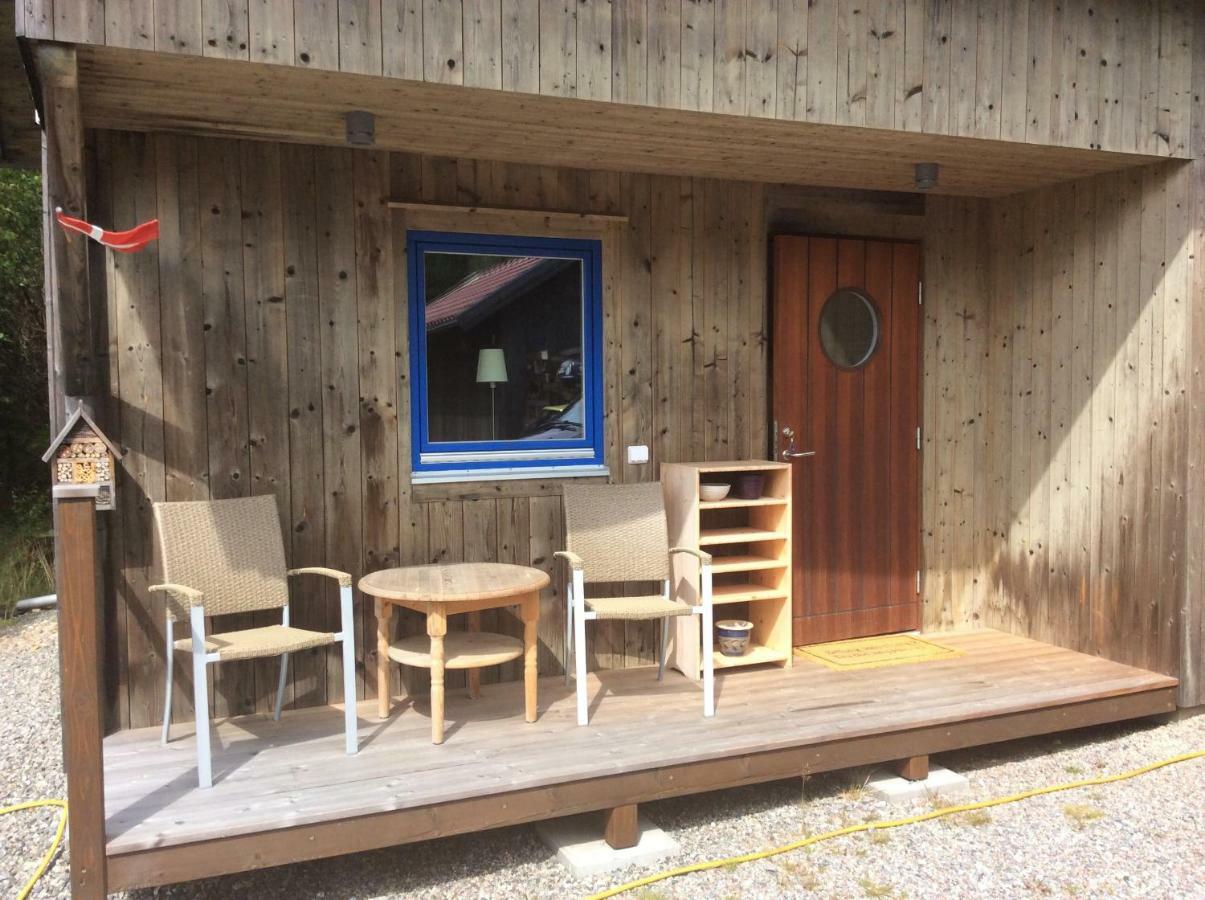 Mysig Och Modern Stuga Pa Snoegard, Naera Havet Och Naturen Lur  Exterior photo